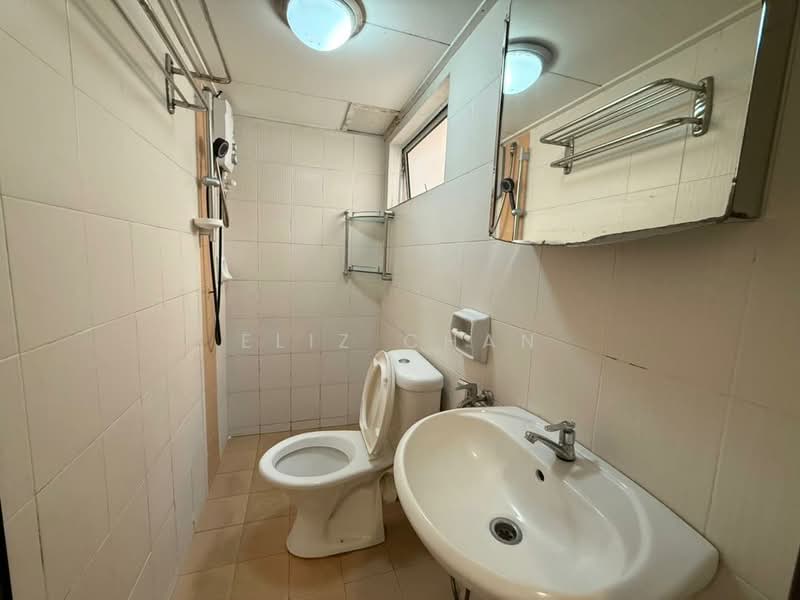 Servis Apartment untuk Dijual di Platinum Lake PV 21 - Eliz Chan - Bathroom - PropertyGuru.com.my
