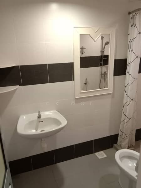Apartment for Rent at Desa Mar Vista - CK Ooi - Bathroom - PropertyGuru.com.my