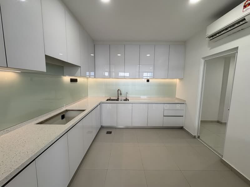 Rumah Teres 2 Tingkat untuk Dijual di Taman Desa (Kuala Lumpur) - Jovin Cheor - Kitchen - PropertyGuru.com.my