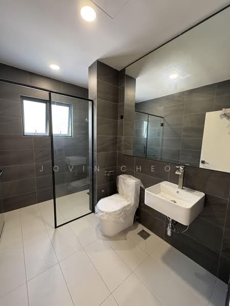 Rumah Teres 2 Tingkat untuk Dijual di Taman Desa (Kuala Lumpur) - Jovin Cheor - Bathroom - PropertyGuru.com.my