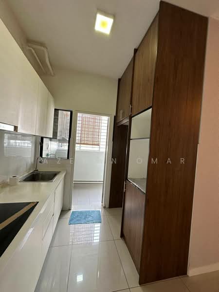 Kondominium untuk Dijual di The Greens @ Subang West - Hazeman Omar - Kitchen - PropertyGuru.com.my