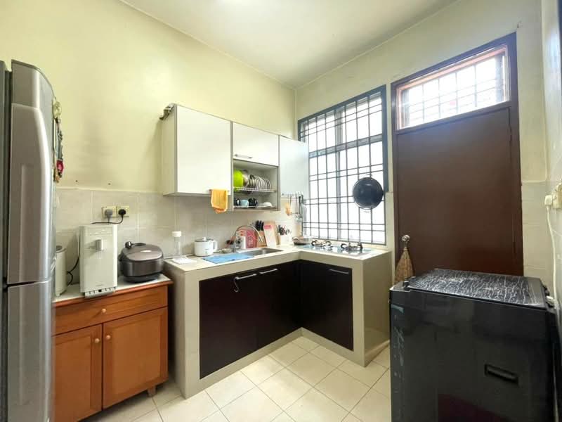 2-storey Terraced House for Sale in Bukit Indah (Iskandar Puteri (Nusajaya)) - Karl Lim - Kitchen - PropertyGuru.com.my