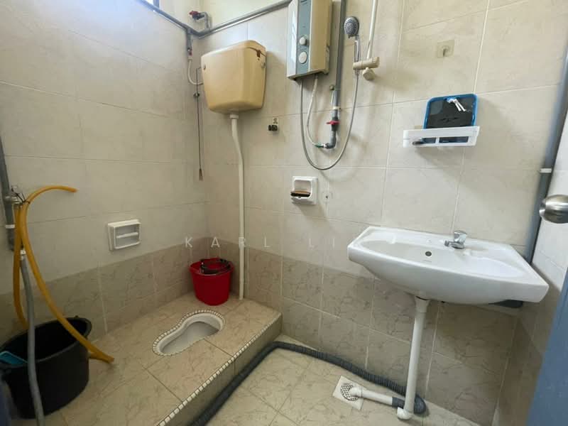 2-storey Terraced House for Sale in Bukit Indah (Iskandar Puteri (Nusajaya)) - Karl Lim - Bathroom - PropertyGuru.com.my
