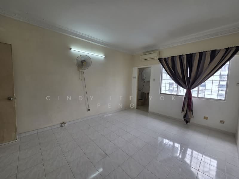 Condominium for Rent at Kuchai Brem Park 2 - Cindy Lee Yoke Peng - Living Room - PropertyGuru.com.my