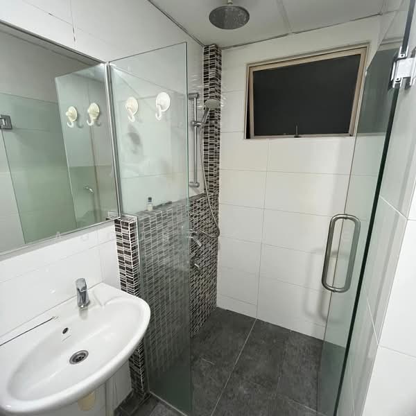 Apartment for Rent at Pangsapuri Saraka - August Chong - Bathroom - PropertyGuru.com.my