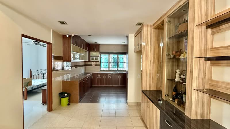 2-storey Terraced House for Sale in Taman Putra Prima (Puchong) - Amzar Faiz - Kitchen - PropertyGuru.com.my