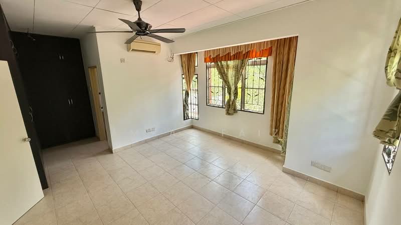 2-storey Terraced House for Sale in Taman Putra Prima (Puchong) - Amzar Faiz - Bedroom - PropertyGuru.com.my