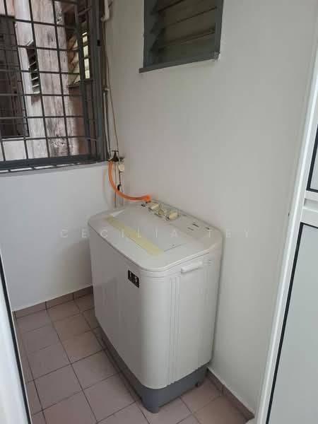 Pangsapuri untuk Disewa di Nuri Court - Cecilia Tey - Balcony - PropertyGuru.com.my