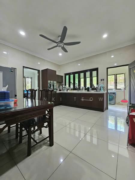 Rumah Banglo untuk Dijual di East Ledang (Iskandar Puteri (Nusajaya)) - Kinki Teow - Kitchen - PropertyGuru.com.my