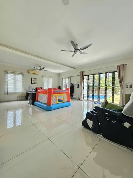 Rumah Banglo untuk Dijual di East Ledang (Iskandar Puteri (Nusajaya)) - Kinki Teow - Living Room - PropertyGuru.com.my