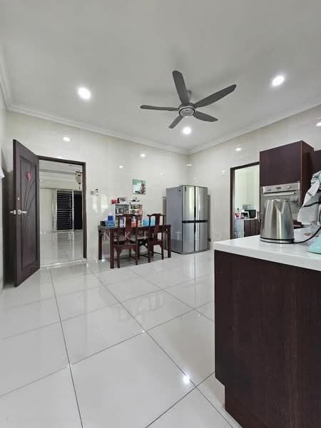 Rumah Banglo untuk Dijual di East Ledang (Iskandar Puteri (Nusajaya)) - Kinki Teow - Kitchen - PropertyGuru.com.my