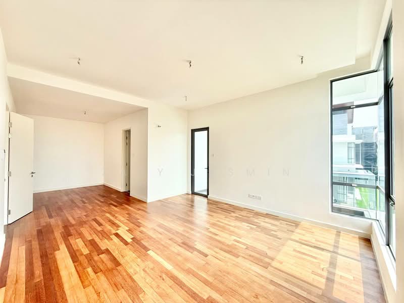 Semi-Detached House for Sale in Seksyen 31 (Shah Alam) - Zaty Jasmin - Living Room - PropertyGuru.com.my