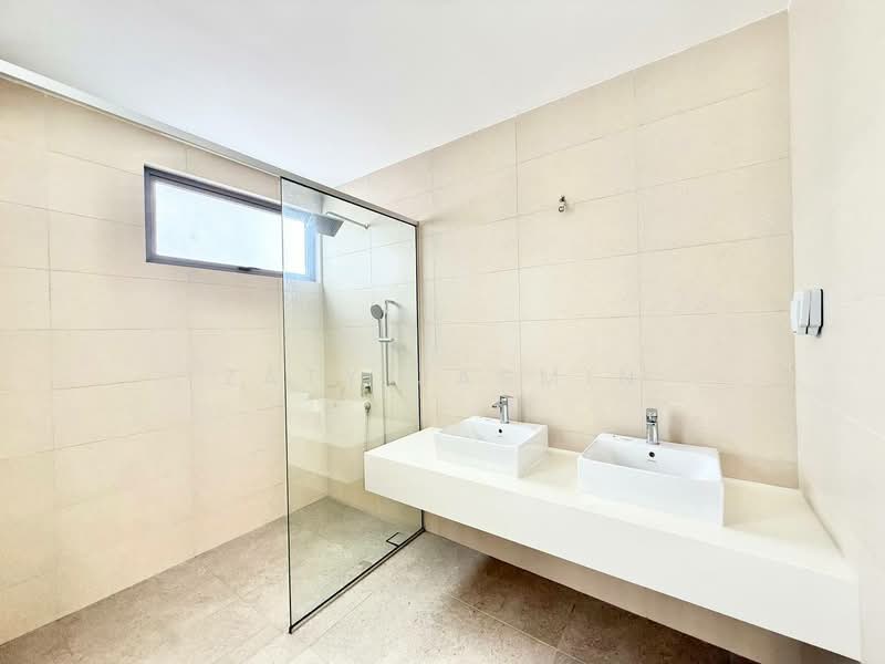Semi-Detached House for Sale in Seksyen 31 (Shah Alam) - Zaty Jasmin - Bathroom - PropertyGuru.com.my