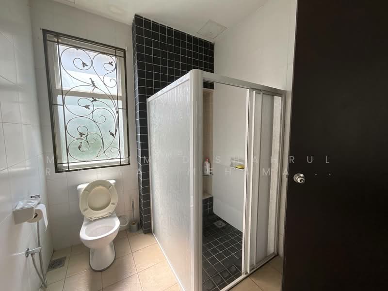 Bungalow for Sale in Kayangan Heights (Shah Alam) - Muhammad Shahrul Ridhwan Mehamad Nasir - Bathroom - PropertyGuru.com.my