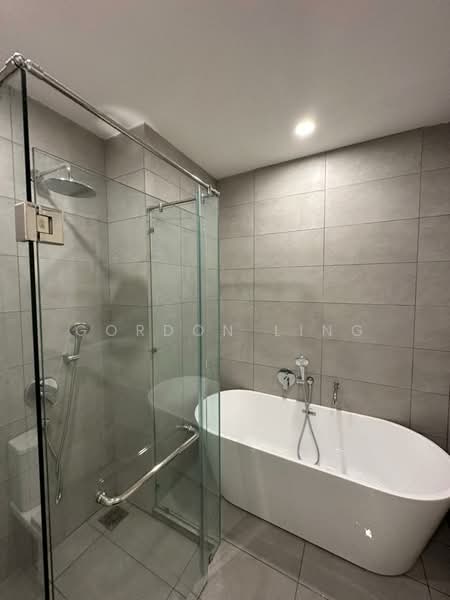 Service Residence for Rent at Dorsett Waterfront Subang - Gordon Ling - Bathroom - PropertyGuru.com.my