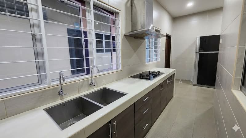 2-storey Terraced House for Sale in Taman Damai Utama (Bandar Kinrara) - Shermaine Chan - Kitchen - PropertyGuru.com.my
