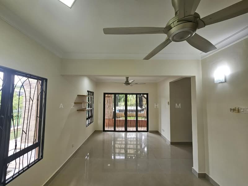 Semi-Detached House for Sale in Presint 18 (Putrajaya) - Azli Ibrahim - Living Room - PropertyGuru.com.my