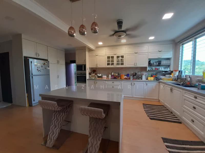 Rumah Teres 2.5 Tingkat untuk Dijual di Batu Caves (Selangor) - Masnizah Arifin - Kitchen - PropertyGuru.com.my
