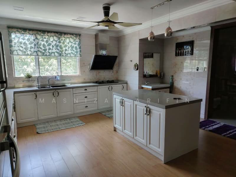 Rumah Teres 2.5 Tingkat untuk Dijual di Batu Caves (Selangor) - Masnizah Arifin - Kitchen - PropertyGuru.com.my