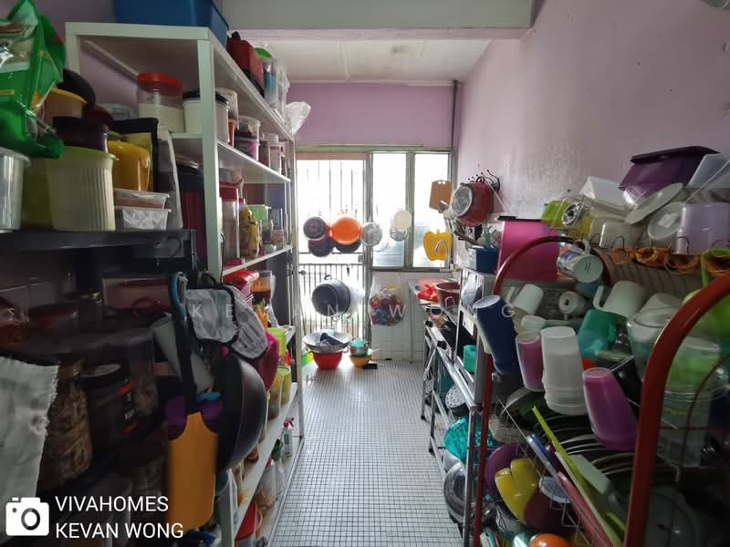 2-storey Terraced House for Sale in Batu Caves (Selangor) - Kevan Wong - Kitchen - PropertyGuru.com.my