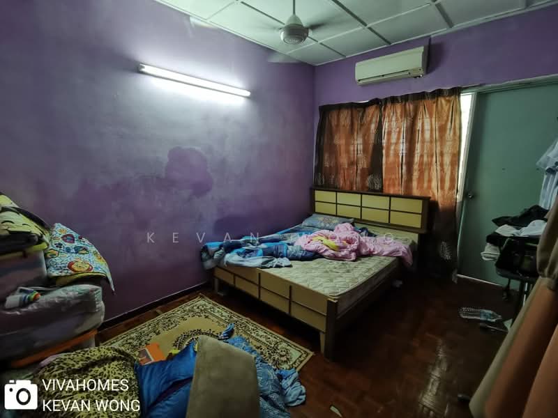 2-storey Terraced House for Sale in Batu Caves (Selangor) - Kevan Wong - Bedroom - PropertyGuru.com.my