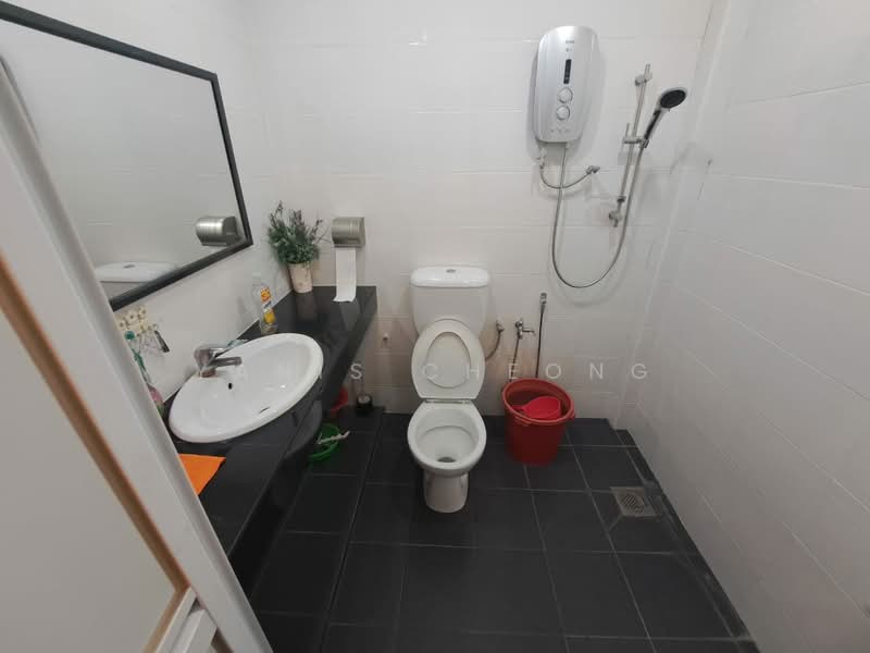 Terraced House for Sale in Taman Wangsa Permai (Kepong) - Yanis Cheong - Bathroom - PropertyGuru.com.my