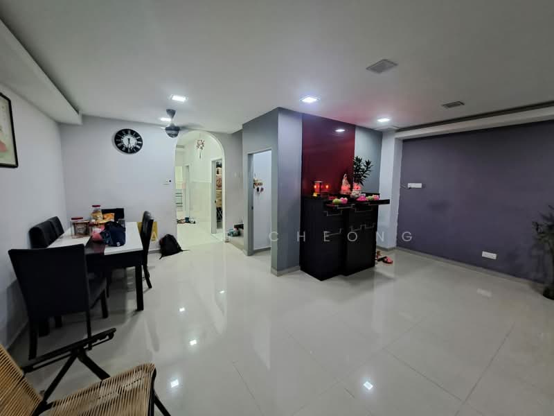 Terraced House for Sale in Taman Wangsa Permai (Kepong) - Yanis Cheong - Living Room - PropertyGuru.com.my