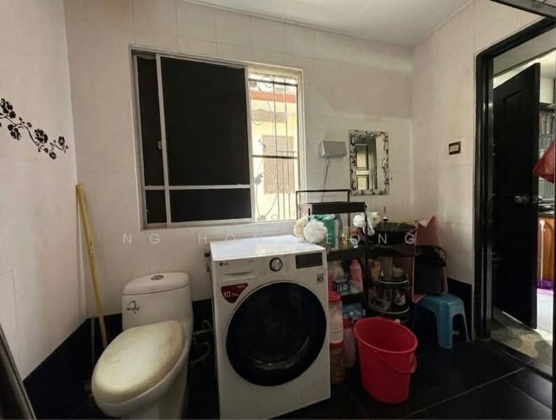 2-storey Terraced House for Sale in Bandar Puteri Puchong (Puchong) - Ng Hon Keong - Bathroom - PropertyGuru.com.my