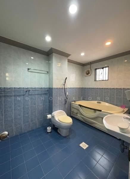 2-storey Terraced House for Sale in Bandar Puteri Puchong (Puchong) - Ng Hon Keong - Bathroom - PropertyGuru.com.my