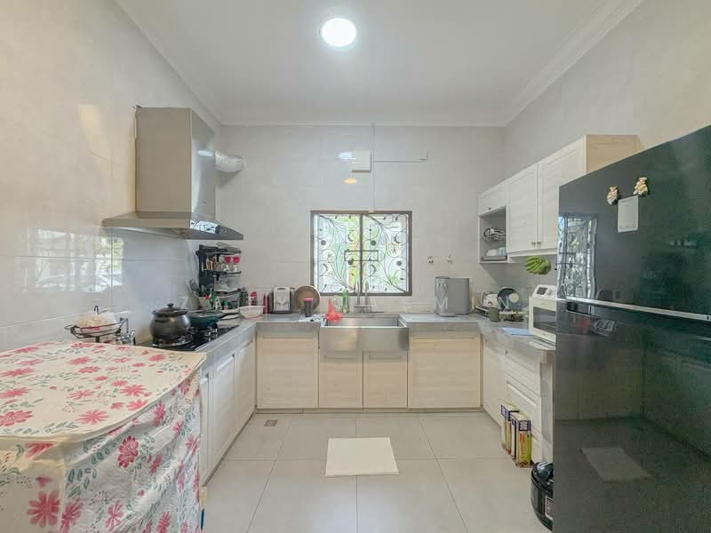 Rumah Banglo untuk Dijual di Bandar Baru Bangi (Selangor) - Zaty Jasmin - Kitchen - PropertyGuru.com.my