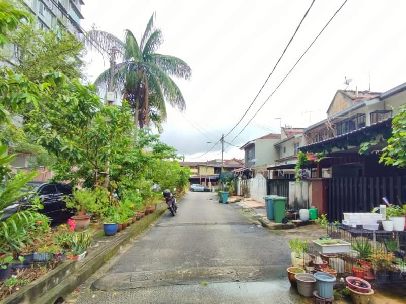 2-storey Terraced House for Sale in Bandar Menjalara (Kuala Lumpur) - Michael Wong - Exterior - PropertyGuru.com.my