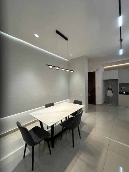 Servis Apartment untuk Dijual di Twin Tower Residence - Eric Tan - Dining Room - PropertyGuru.com.my