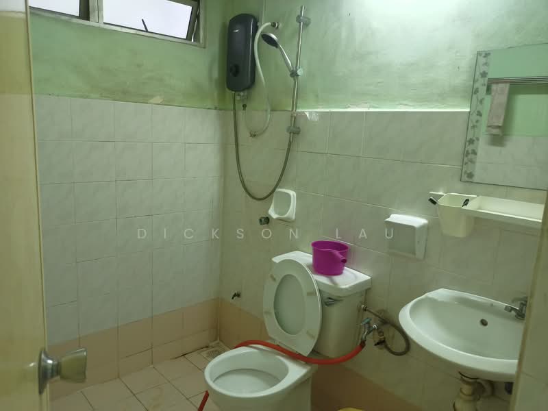 Apartment for Sale at Mas Kipark Damansara - Dickson Lau - Bathroom - PropertyGuru.com.my