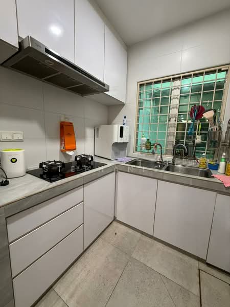 2-storey Terraced House for Sale in Gombak (Selangor) - Stephanie . - Kitchen - PropertyGuru.com.my