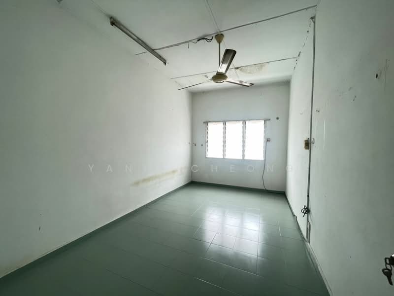 Terraced House for Sale in Taman Wangsa Permai (Kepong) - Yanis Cheong - Interior - PropertyGuru.com.my