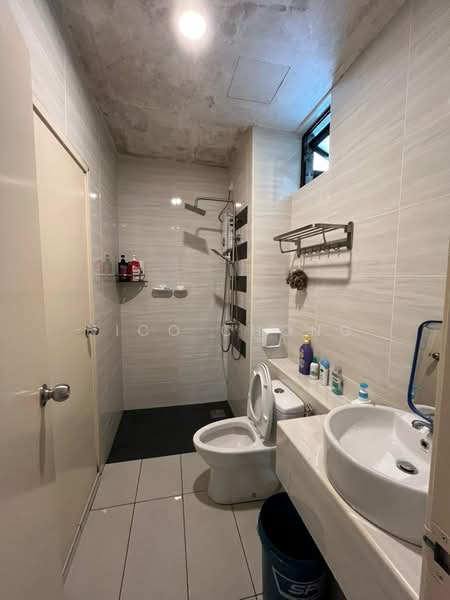 Service Residence for Sale at D'Summit Residences - Nico Chong - Bathroom - PropertyGuru.com.my