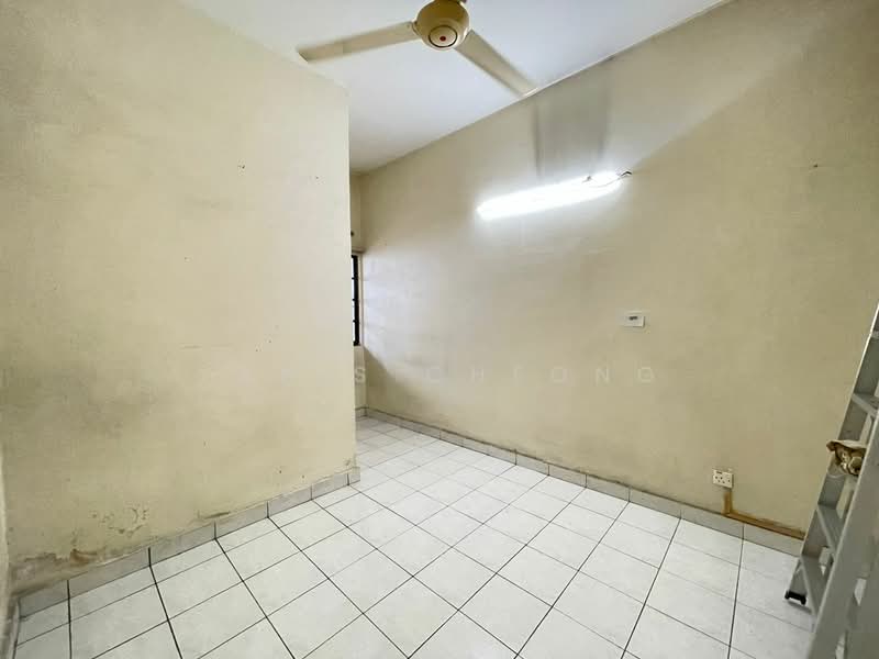 2.5-storey Terraced House for Sale in Taman Wangsa Permai (Kepong) - Yanis Cheong - Interior - PropertyGuru.com.my