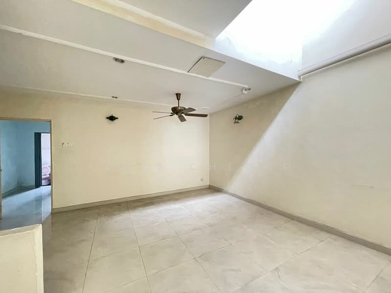 2.5-storey Terraced House for Sale in Taman Wangsa Permai (Kepong) - Yanis Cheong - Living Room - PropertyGuru.com.my