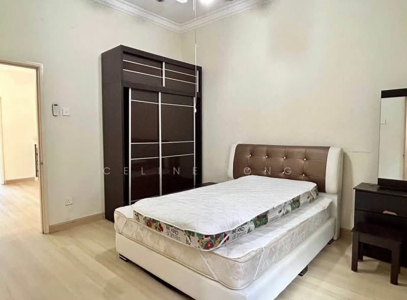 Rumah Kluster untuk Disewa di Bandar Putra (Kulai) - Celine Yong - Bedroom - PropertyGuru.com.my