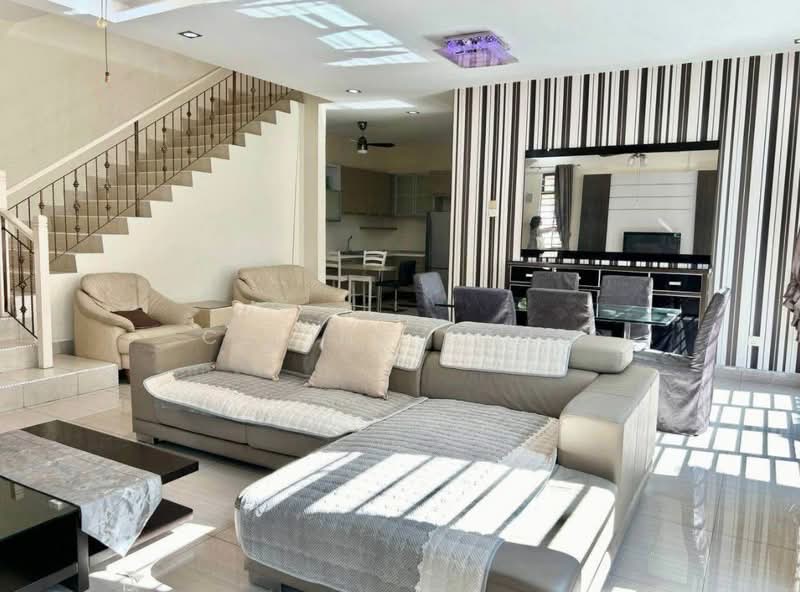 Rumah Kluster untuk Disewa di Bandar Putra (Kulai) - Celine Yong - Living Room - PropertyGuru.com.my