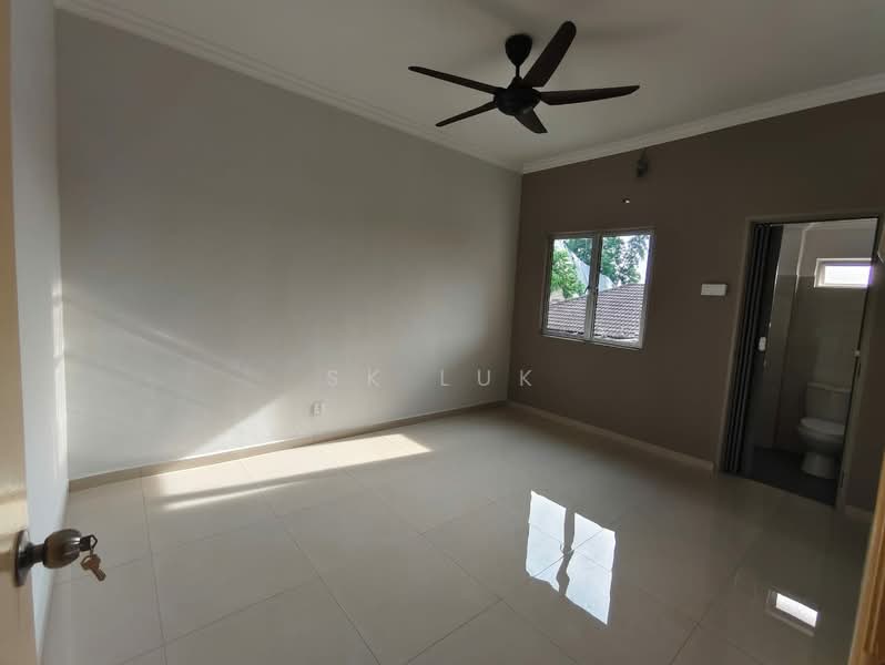 Rumah Teres 2 Tingkat untuk Dijual di Rawang Perdana 2 (Rawang) - SK Luk - Interior - PropertyGuru.com.my