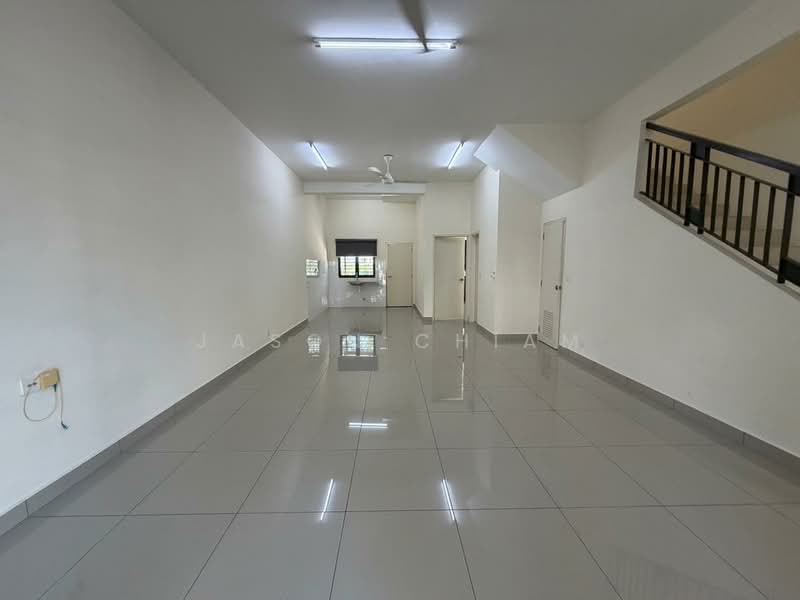 Rumah Teres untuk Disewa di Dengkil (Selangor) - Jason Chiam - Living Room - PropertyGuru.com.my