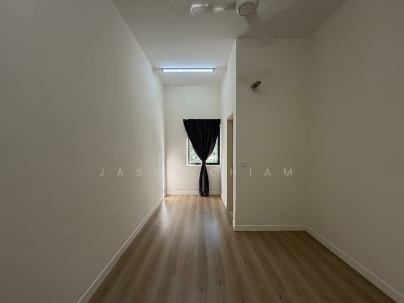 Rumah Teres untuk Disewa di Dengkil (Selangor) - Jason Chiam - Corridor - PropertyGuru.com.my