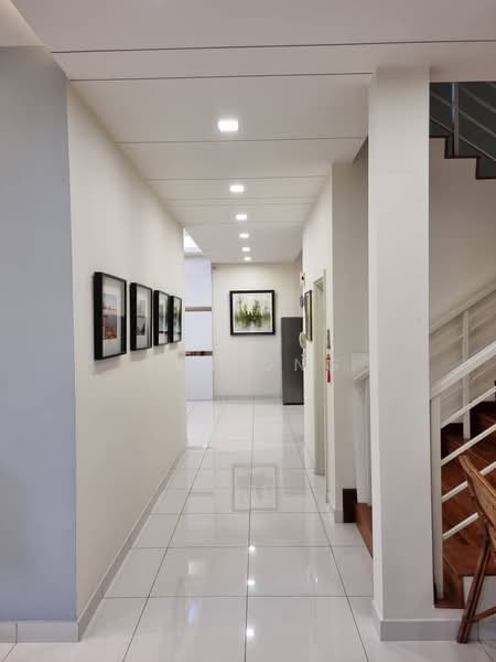 Rumah Berkembar untuk Dijual di Setia Eco Park (Setia Alam) - Ken Ong - Corridor - PropertyGuru.com.my