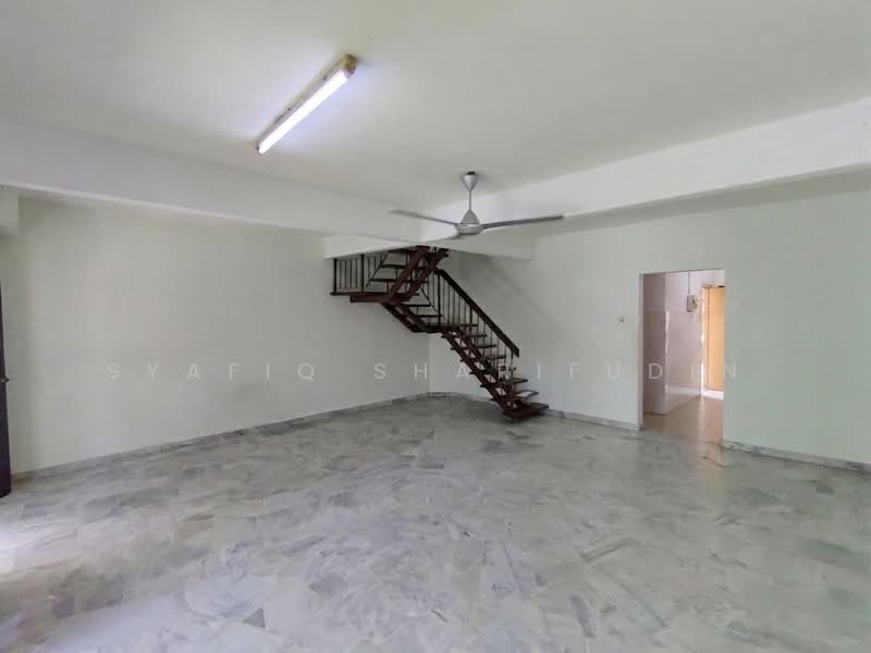 Rumah Teres 2 Tingkat untuk Dijual di TTDI Jaya (Shah Alam) - Syafiq Sharifudin - PropertyGuru.com.my