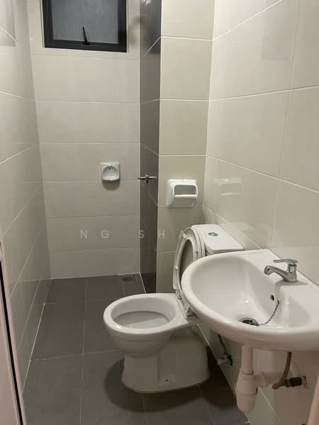Condominium for Rent at Maple Residence - Ng Shawn - Bathroom - PropertyGuru.com.my