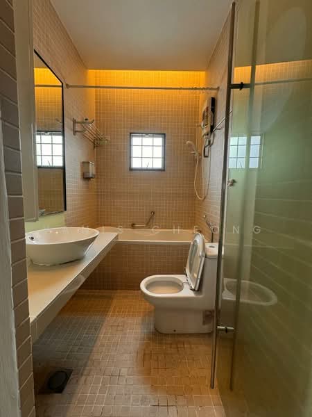 Terraced House for Sale in Taman Wangsa Permai (Kepong) - Yanis Cheong - Bathroom - PropertyGuru.com.my