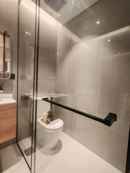 Service Residence for Sale at G'Vinton - Jacqueline Lim - Bathroom - PropertyGuru.com.my