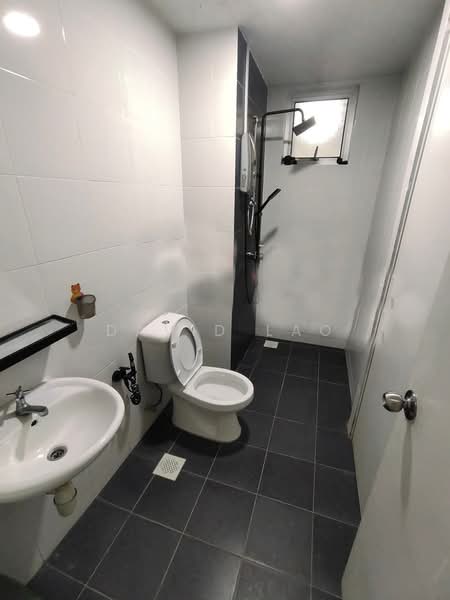 Servis Apartment untuk Disewa di Maxim Citylights @ Sentul KL - David Lao - Bathroom - PropertyGuru.com.my