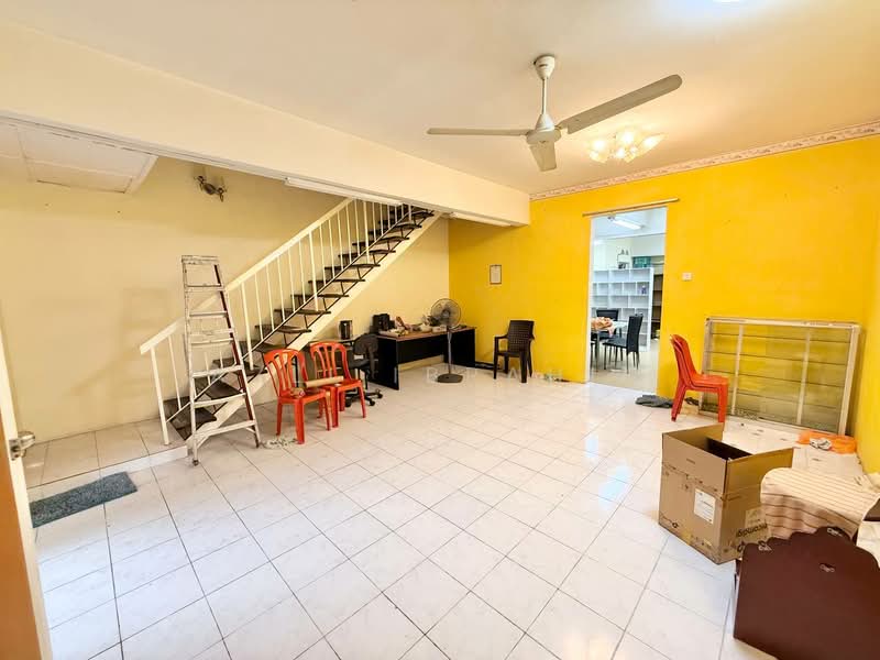 Rumah Teres 2 Tingkat untuk Dijual di Bandar Mahkota Cheras (Cheras) - Azli Ibrahim - Living Room - PropertyGuru.com.my